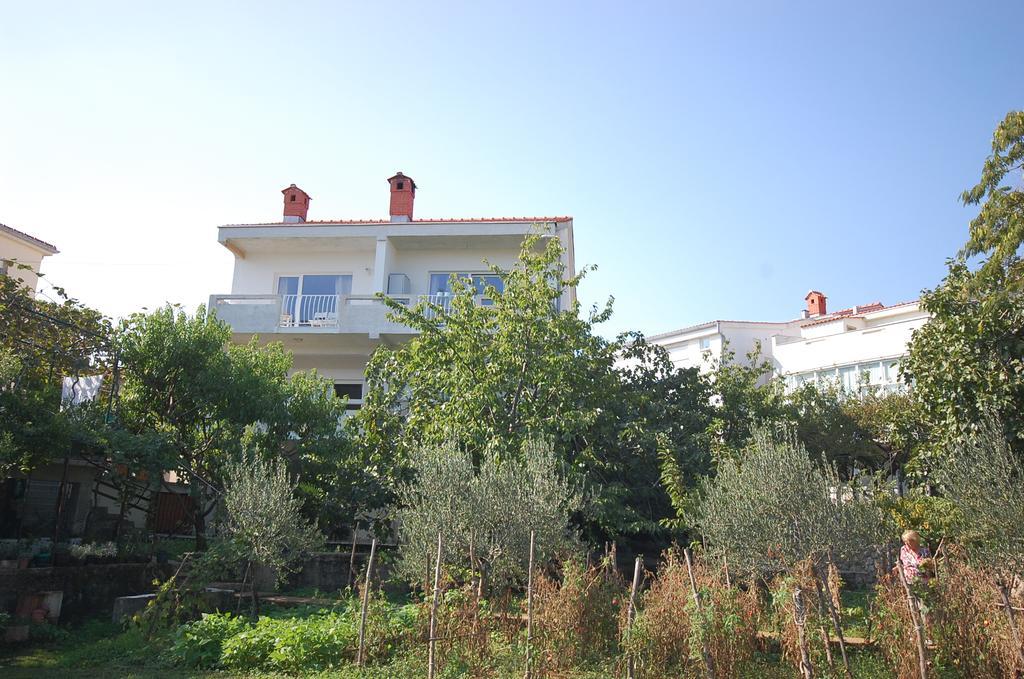 Apartments Curicta 1 Крк Экстерьер фото